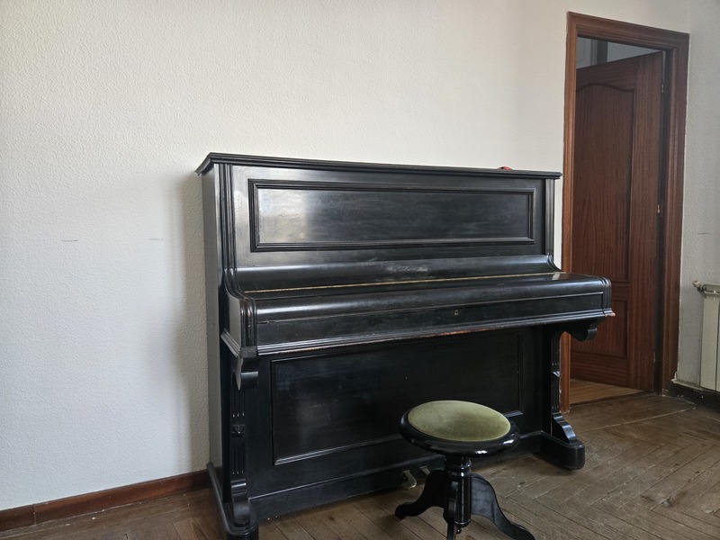 Regalo piano de pared