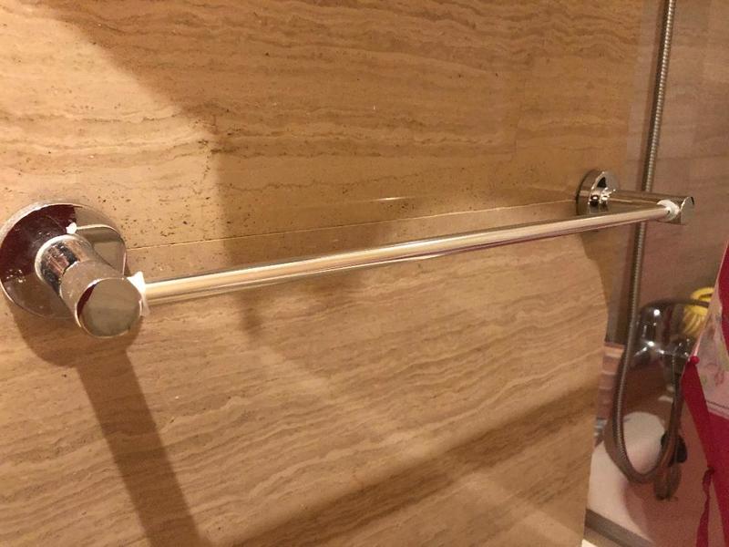 Barra para toallas de baño