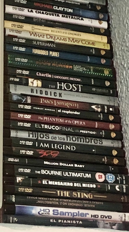 Regalo a cinéfilo reproductor y 30 películas formato HD/DVD