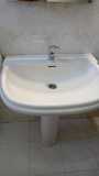Lavabo con pie