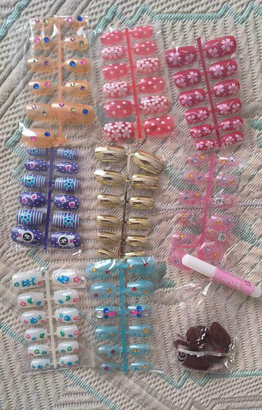 Uñas postizas