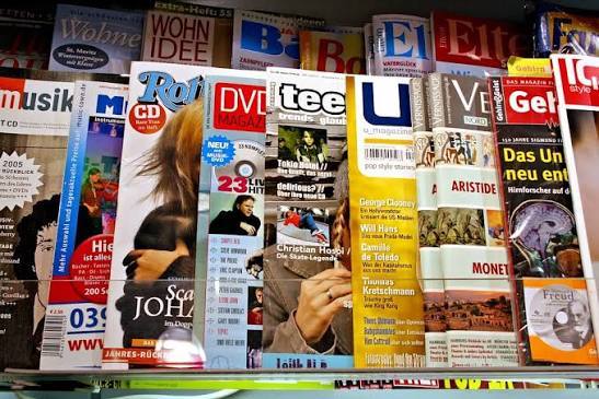 Regalo revistas para colage.