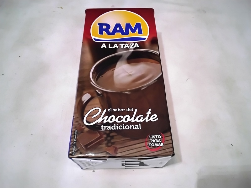 DOY EL TETRA BRIK DE CHOCOLATE CADUCA EL 17-5-26 