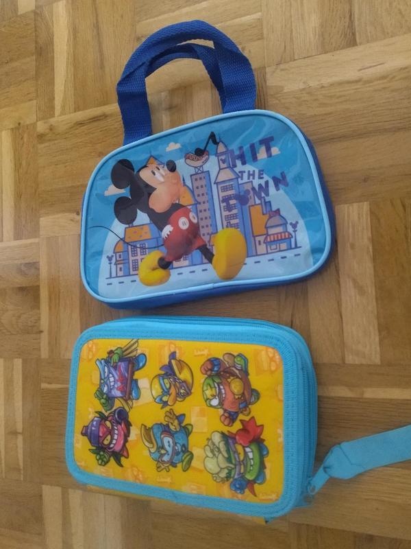 Regalo estuches de los Superthings y de Mickey