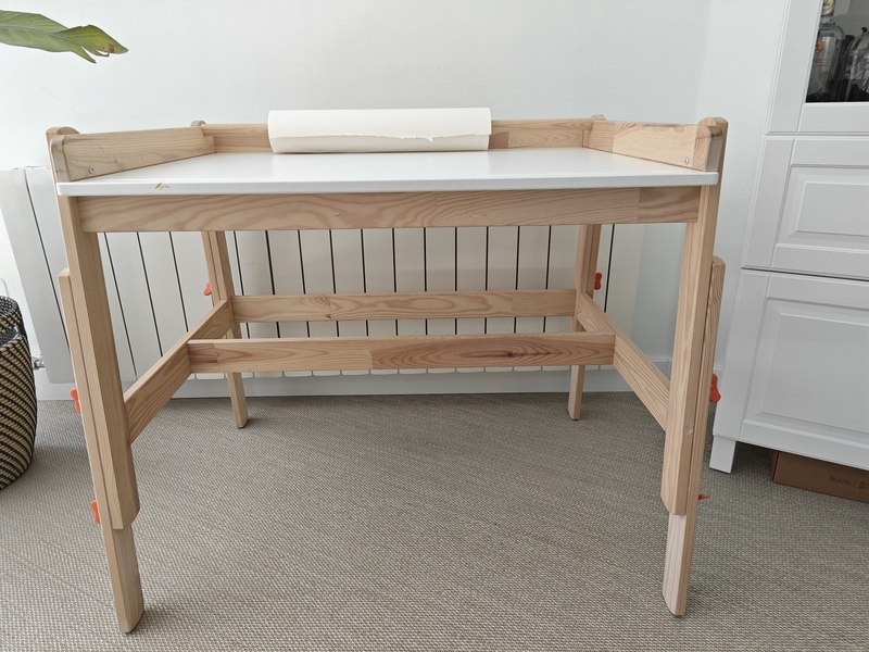 Mesa infantil madera regulable Flisat