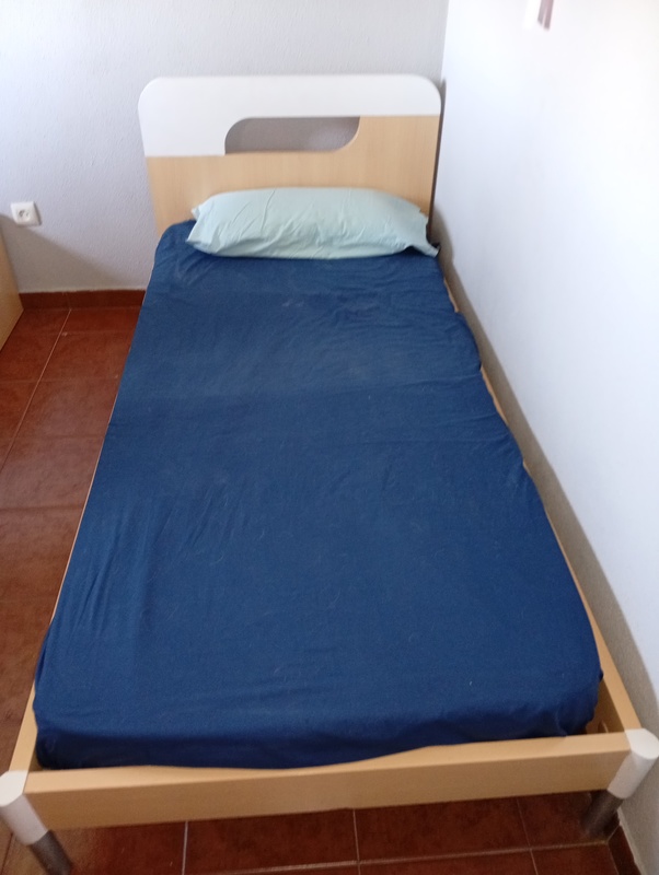 Cama