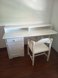 Escritorio y mesa 