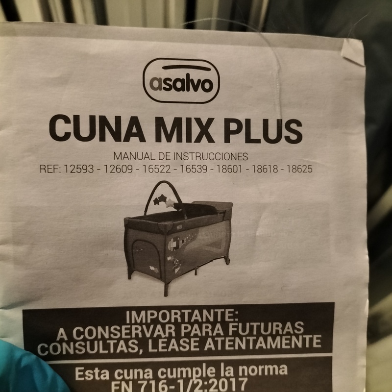 Cuna portátil 