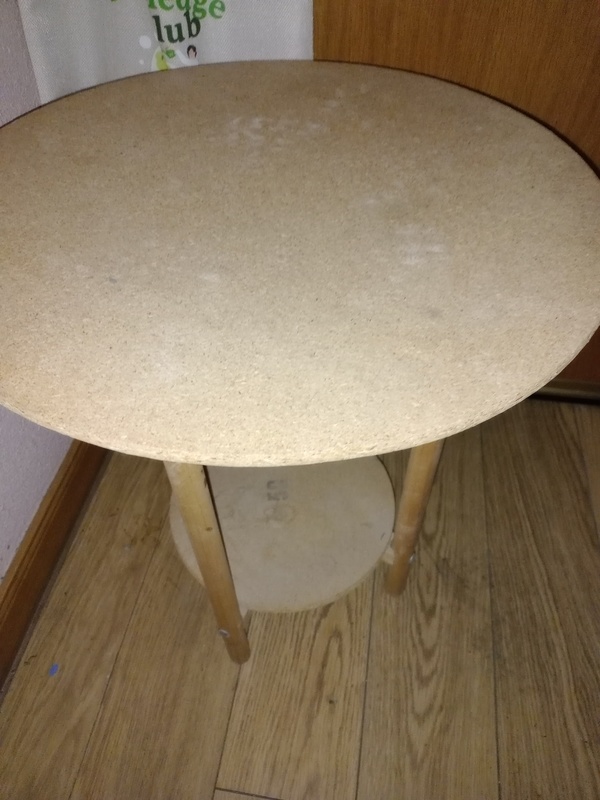 Regalo mesa de rincón.