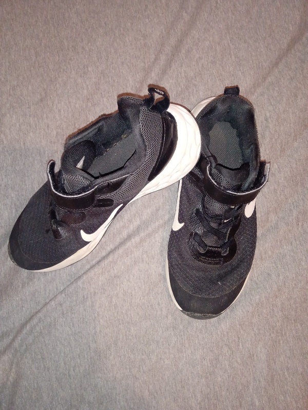 Zapatillas Nike talla 32 